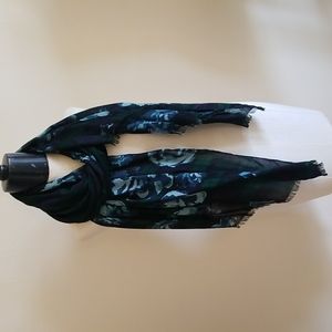 NWT TALBOTS plaid ikat roses oblong scarf